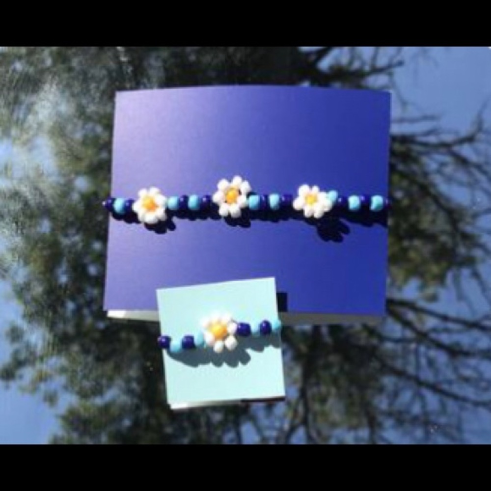 Blue and white seed bead bracelet
